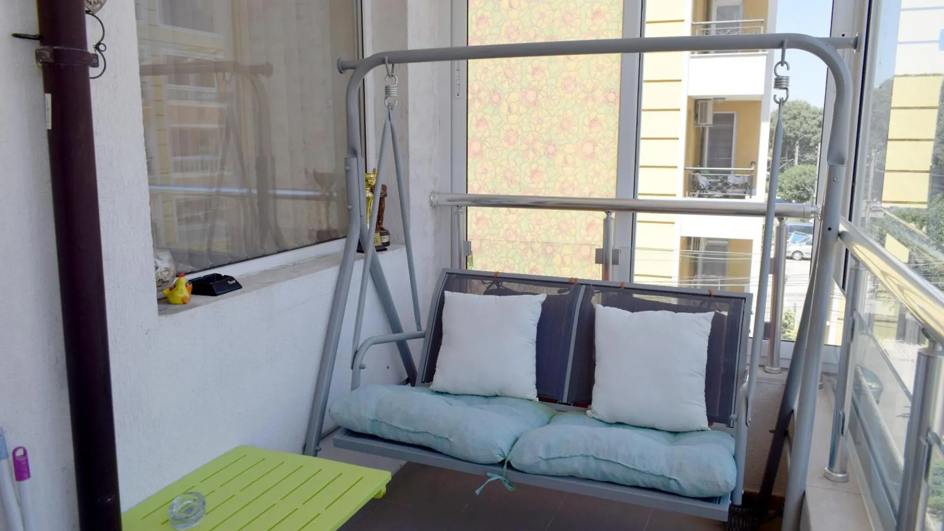 בורגאס Apartment With 2 Bedrooms And Parking Near The Beach